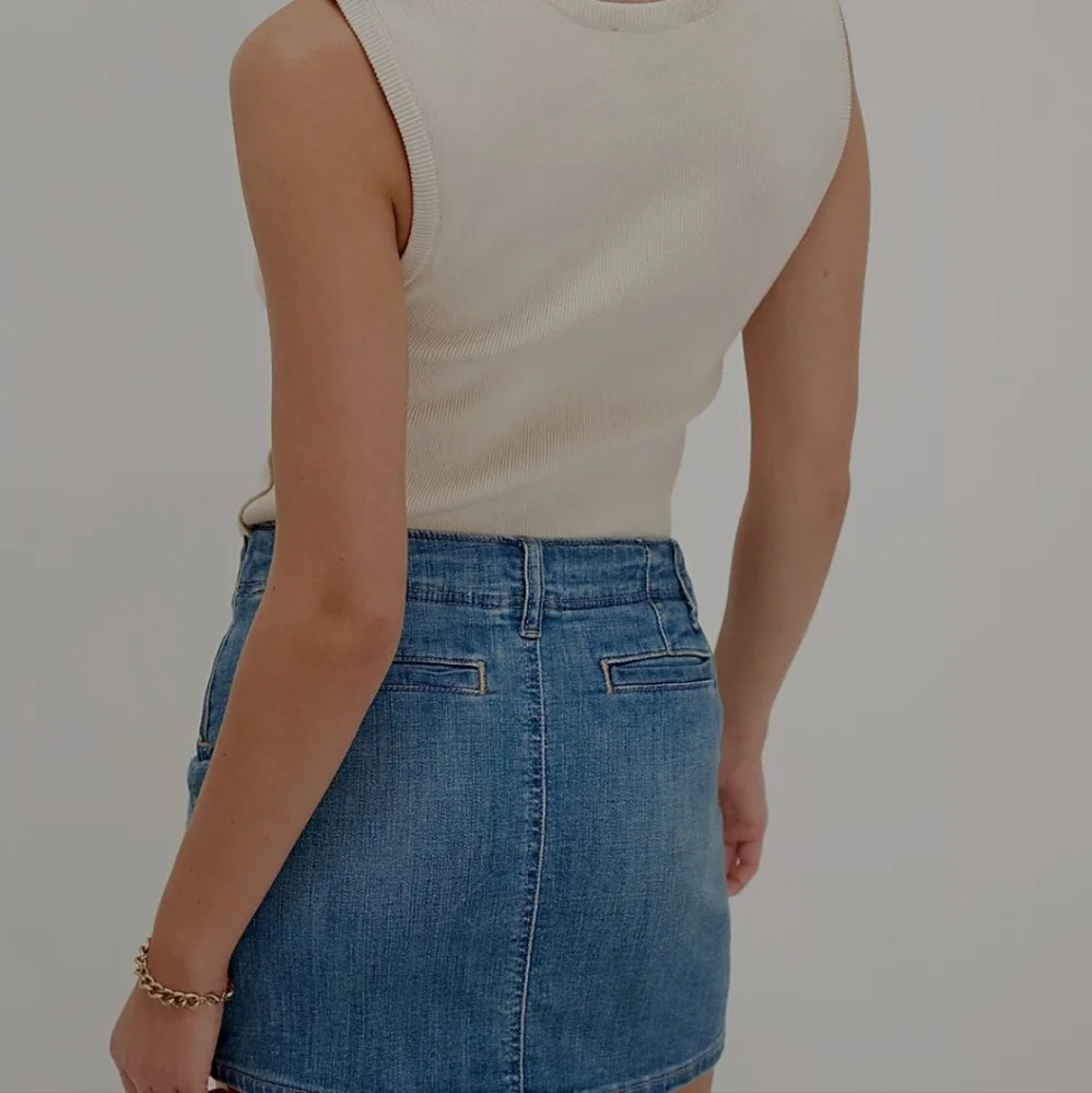 FREE PEOPLE denim skirt Brand new!!